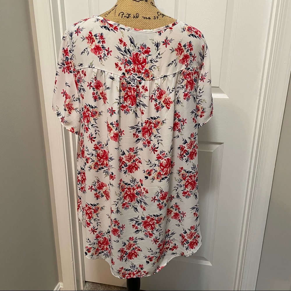 Torrid Floral Blouse - Picture 4 of 8